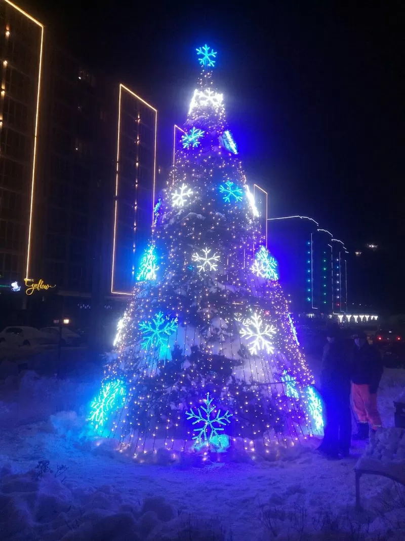 Новорічна ілюмінація, прикрасити гірляндами! 3