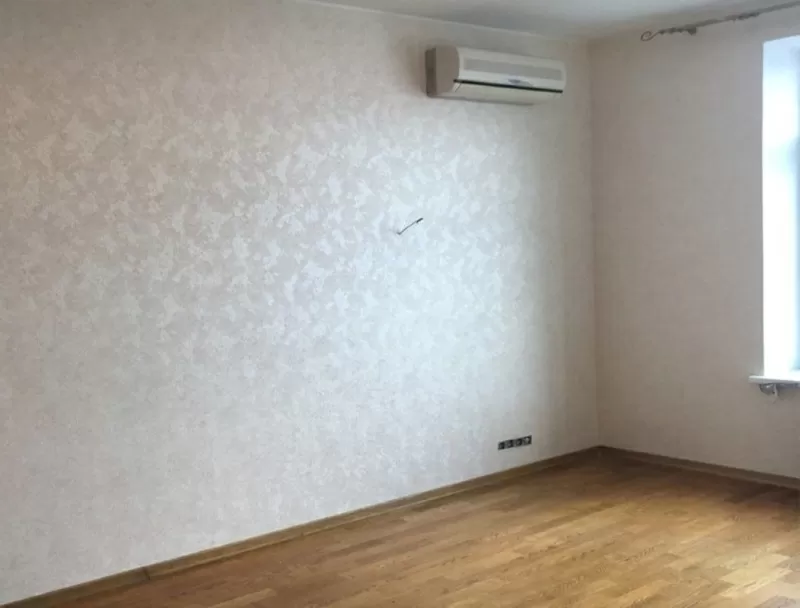 Поклейка шпалер пл. Шевченка Оболонь Виноградарь 