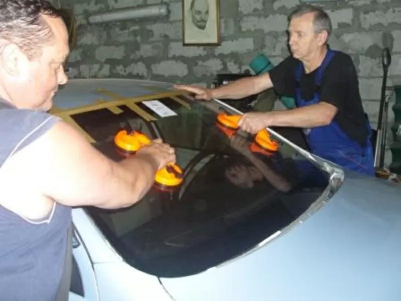 Ремонт автоскла на Лобановського (Червонозоряному),  68.Солом'янка.Київ 5