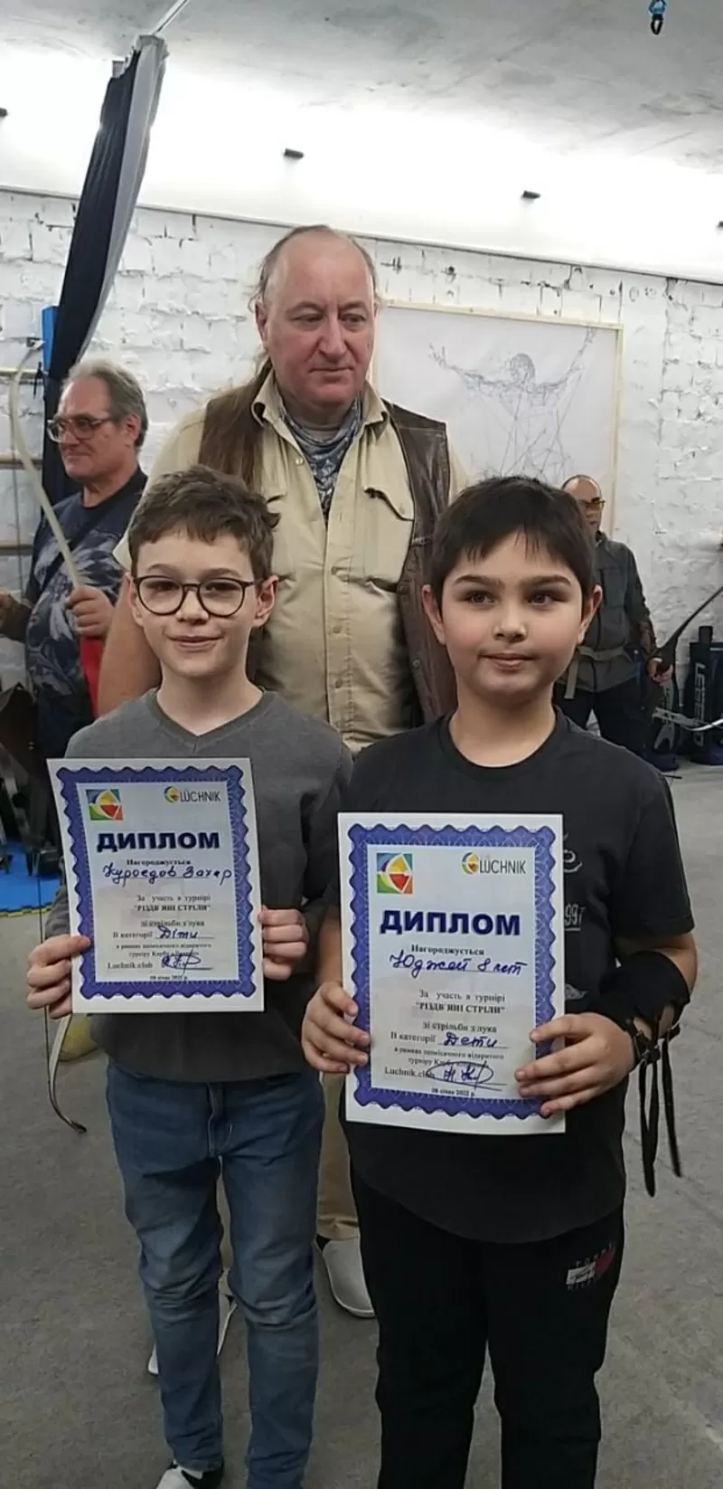 Сімейний відпочинок у Києві — стрільба з лука для дітей і дорослих 4