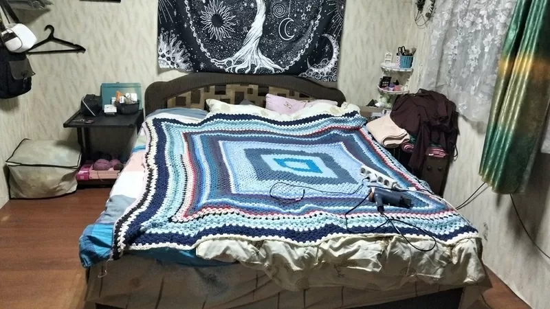Продам участок 6 сот. в Осокорках 3, 5км. від метро Славутич Київ. 4