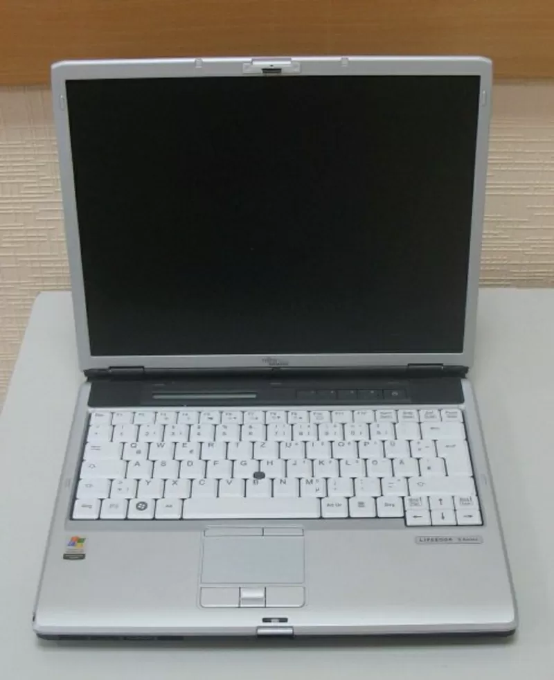 Fujitsu Siemens S7110 ноутбук в отличном состоянии