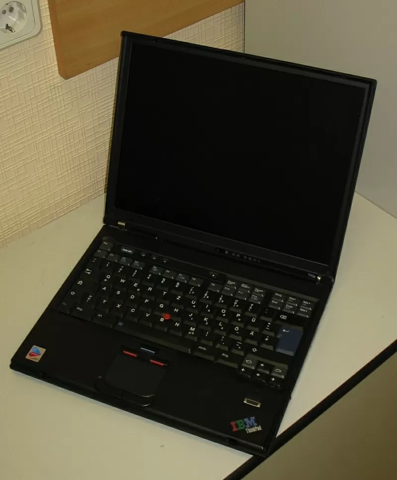  IBM ThinkPad  T43Р в хорошем состоянии