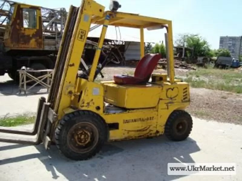 Продам автопогружчик Balkankar 1986г выпуска Грузоподъемность 3, 5тонны