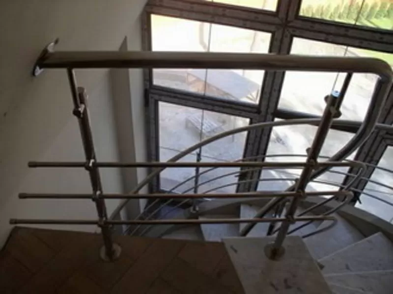 Перила та поручні з нержавіючої сталі  3