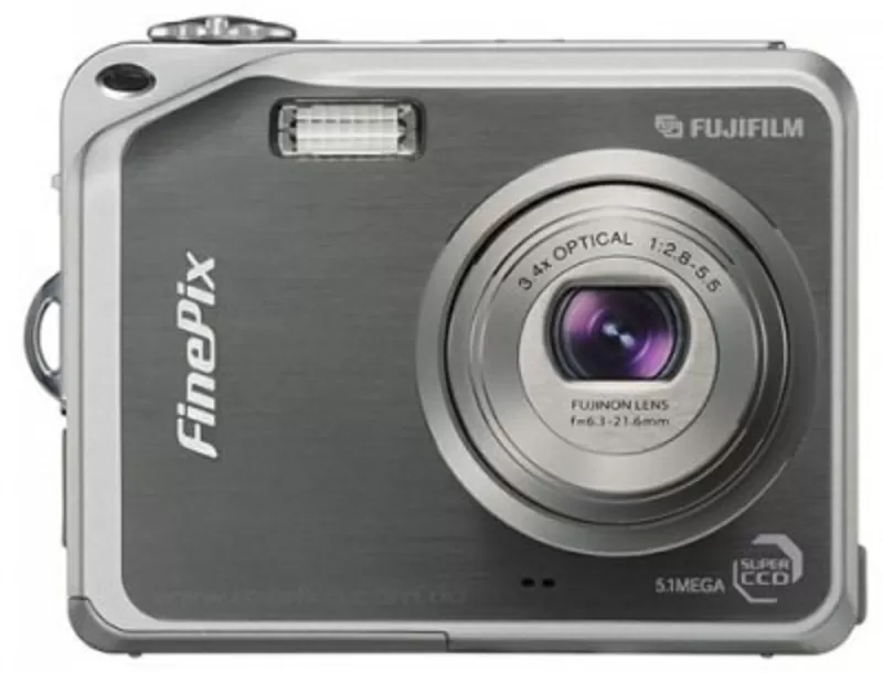 продам Fujifilm FinePix V10 - 100долл., отличное состояние + карточка 