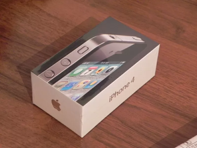 Продам НОВЫЙ Apple iPhone 4 G 16Gb Black (950$) ТОРГ!