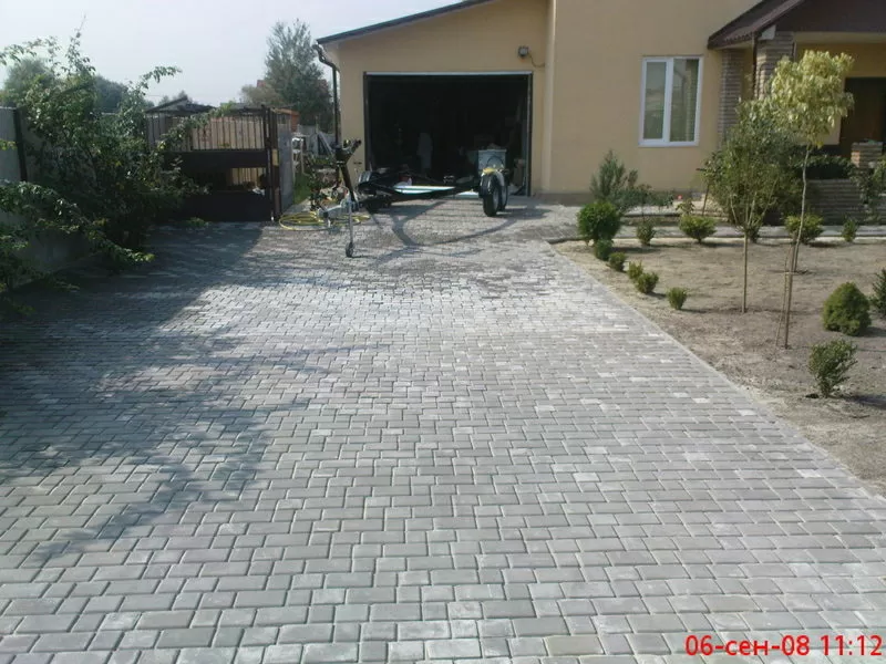 Укладка тротуарной плитки