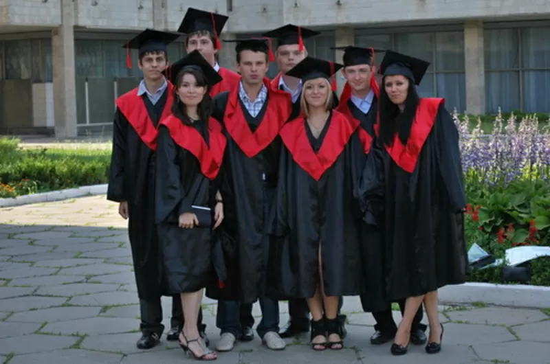 Прокат мантий на церемонию вручения дипломов