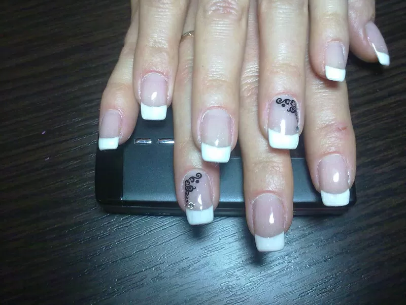 Наращивание ногтей м.Позняки 2