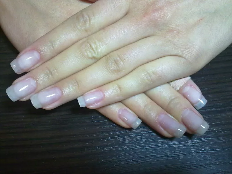 Наращивание ногтей м.Позняки 3