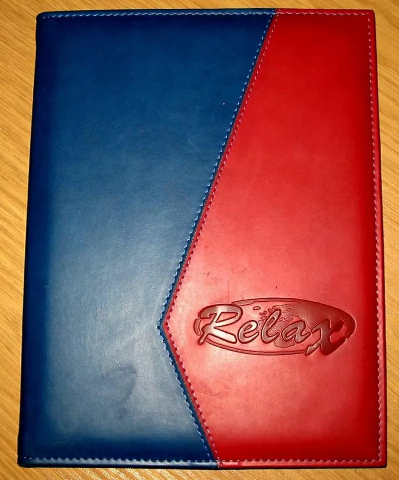 Папки бейджи подставки