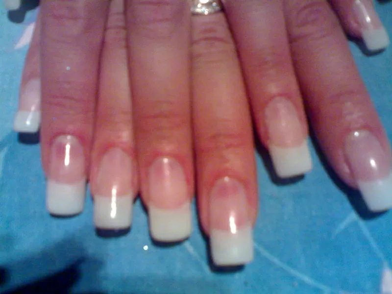 Наращивание ногтей