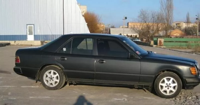 Продам Mercedes-Benz Е-124